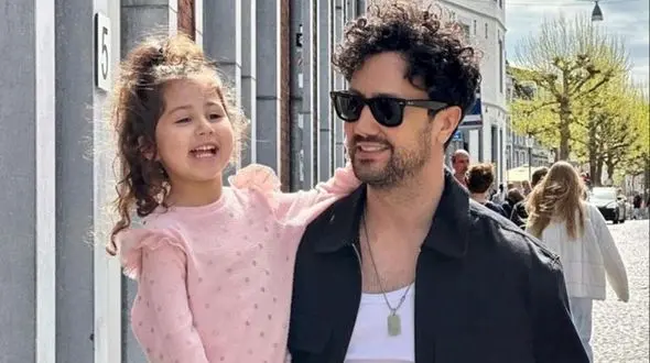 عکس/ اولین اردوی نبات، دختر سپیده بزمی پور و شاهرخ استخری در بلژیک/ خاطرات هیچوقت حس و حالشونو از دست نمیدن