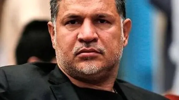 اولین واکنش علی دایی به ممنوع الخروجی همسر و دخترش / دروغ می گویند قصد سفر به امریکا نداشتند! + عکس بلیط هواپیما