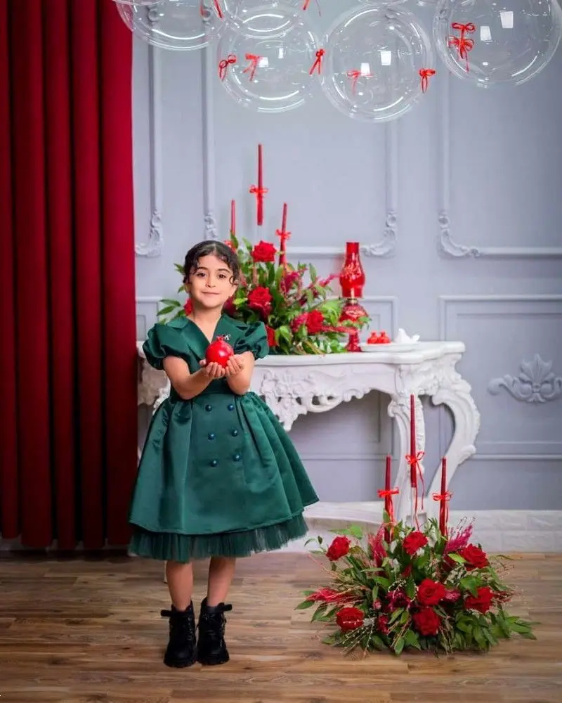 لباس یلدا کودک | لباس کودک یلدایی 1404 دخترانه و پسرانه قرمز و سبز مناسب عکاسی