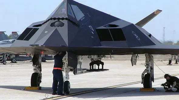  استقرار مخفیانه جنگنده‌های «اف-117» آمریکا در غرب آسیا 