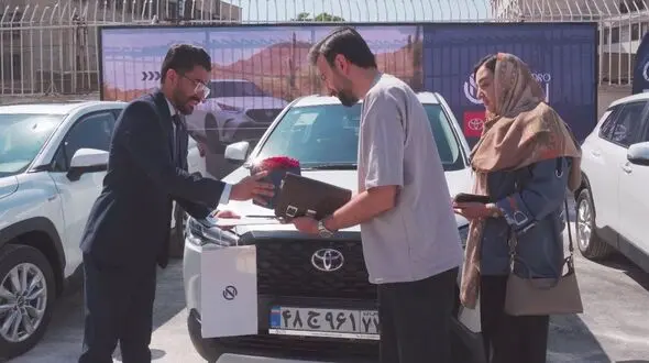 بلبشوی واردات خودرو و یک استثنا؛ نیلان خودرو شمس تحویل تویوتاها را آغاز کرد