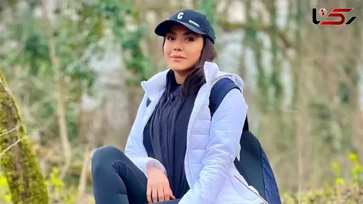 عکس/ چهره قدیمی آزاده راعی دیدنی است/ زیر و رو شدن قیافه آزاده زارعی با تیپ و استایل پسرانه با موهایی از ته تراشیده و انگشتر مردانه!
