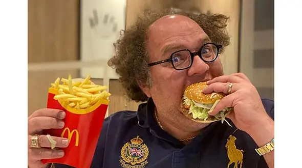 ببینید/ مستر تیستر بعد از سکته مغزی درحال کار!