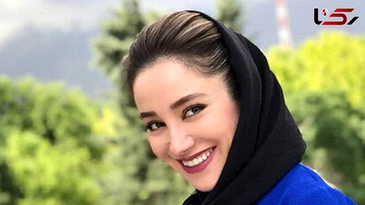 شتر سواری بهاره افشاری در کویر؛ من و افشین در حال در گوشی حرف زدن..