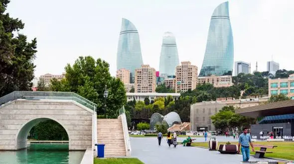  باکو با برج و قلعه هایش جذاب ترین شهر گردشگری شده است