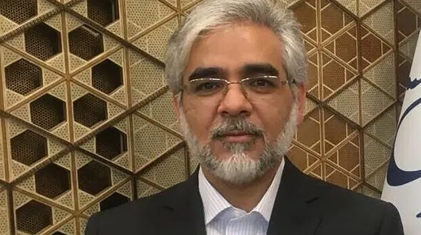 فیلم/ قربان‌زاده: ۴.۷ میلیارد دلار از مطالبات نفتی در یک سال وصول نشده است/  ۳.۷ میلیارد دلار فقط مربوط به یک نفر است