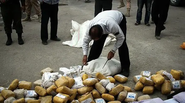 زمینگیری گردانندگان 4 شبکه افیونی در پلدختر