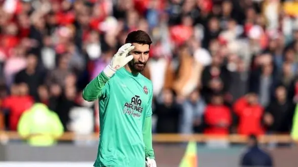 فدراسیون فوتبال به دنبال تعامل پرسپولیس و تراکتور در پرونده بیرانوند