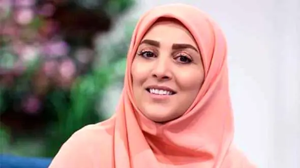 ژیلا صادقی: محبت را گدایی نکنید!  / آخه ...