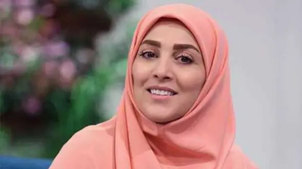 ژیلا صادقی: محبت را گدایی نکنید!  / آخه ...
