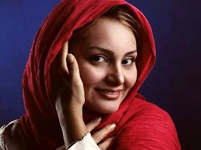 نگاهی به مراسم تشییع خانم بازیگر پَرپَر شده سریال خاتون / الهام شکیب بعد مرگش معروفتر شد / روحش شاد و یادش گرامی+عکس