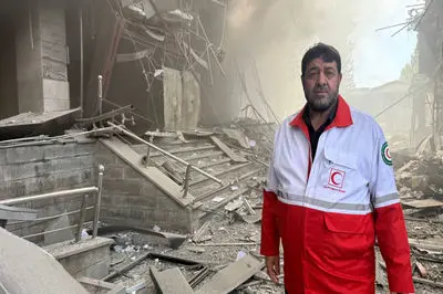 افشاگری رئیس هلال احمر از اقدام غیر انسانی دشمن / آنها از سلاح های غیرمتعارف استفاده می کنند