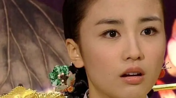 فیلم/ کیک تولد متفاوت ملکه اینهیون سریال دونگی در ماشین لاکچری اش با خلاقیت تحسین برانگیز اوستا قناد!