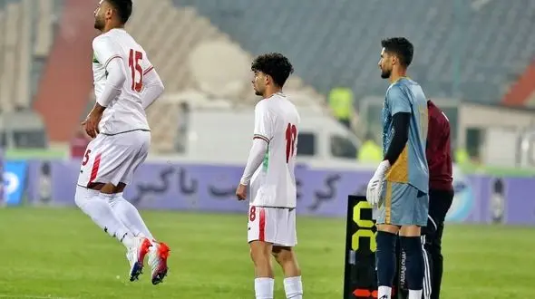 امیدوار به شنیدن خبری خوش از پزشکان امید ابراهیمی