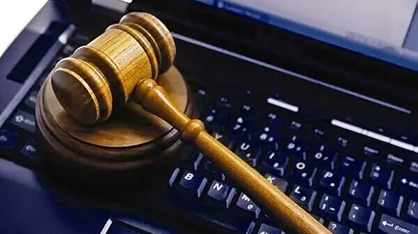انتشار عمومی رای قضات