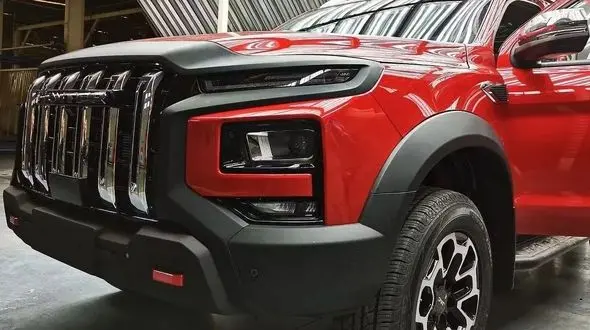 آشنایی با جک JS9؛ شاسی‌ بلند مدرن کرمان‌ موتور آماده مونتاژ