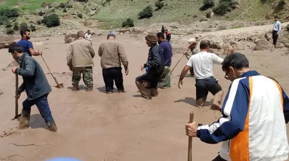 فیلم ناامید کننده گمشدن مرد مازندرانی در سیل 