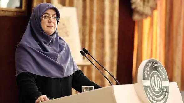  مهاجرانی: سهمیه بنزین 3 هزارتومانی کم شد/  تصمیم دولت درباره قیمت جدید بنزین جمع‌بندی نشده است
