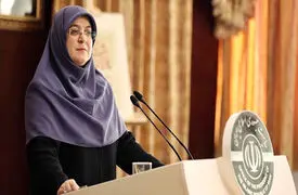 خبرنگار: افزایش ۳۰۰ هزار تومانی اعتبار کالابرگ حتی برای خرید پفک هم کافی نیست/مهاجرانی: کالابرگ برای خرید پفک داده نمی‌شود/ خبرنگار: منظور ما میزان اندک این افزایش در برابر تورم و گرانی‌هاست / فیلم