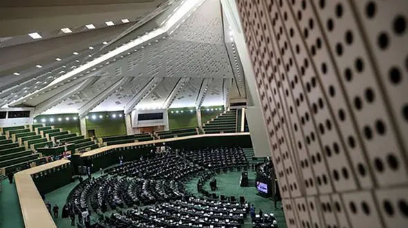 طرح ممنوعیت ورود خبرنگاران آمریکایی و انگلیسی به ایران