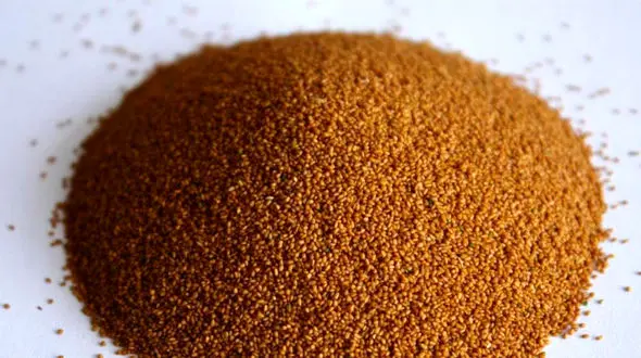 از بین بردن لک های صورت با خاکشیر