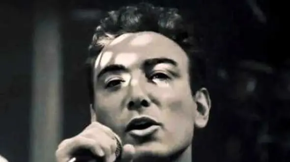 دانلود آهنگ باشکوه شادمهر عقیلی /  هردومون می دونیم اینا بهونست