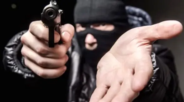 سرقت مسلحانه یک خانه در هریس / سارق مسلح صاحبخانه را به گلوله بست