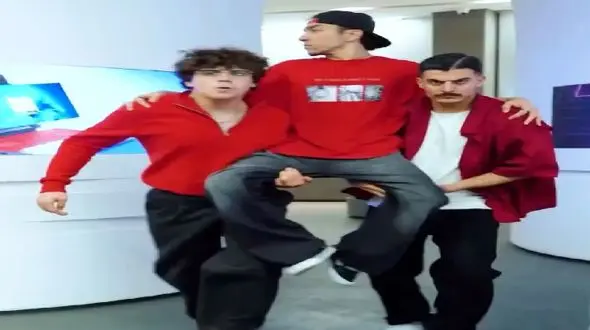 آواز شاد؛ سه پسر کاکل بسر با ریمیکس کردی و مازنی چه رقص هماهنگی رفتن بترکونه