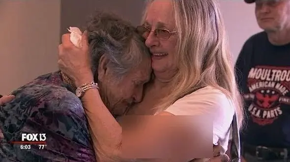 زن 88 ساله پس از 69 سال دخترش را پیدا کرد+عکس
