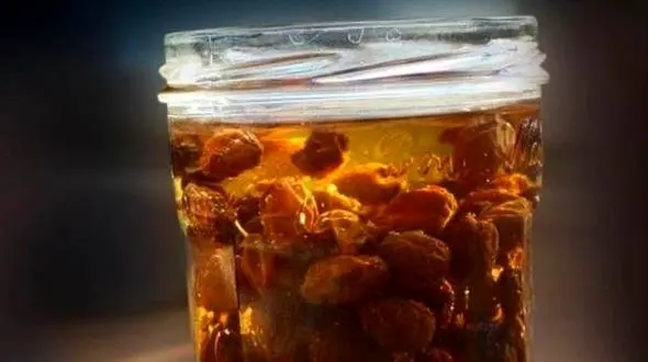 از نوشیدن آب کشمش غافل نشوید!