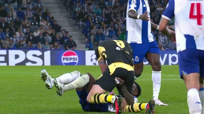 2534826
