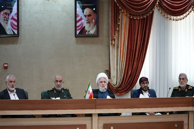 جلسه گروه‌ های مقاومت با حضور سردار سلامی و سردار قاآنی در تهران