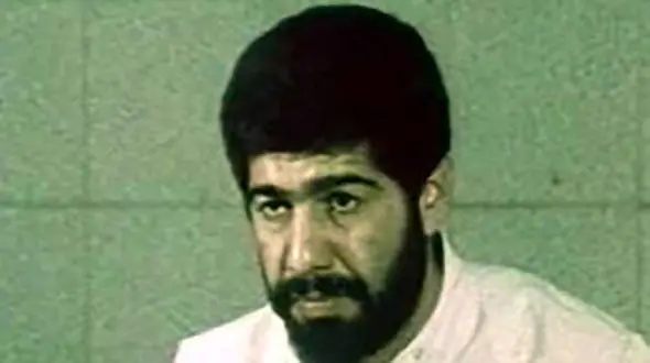 فیلم / شنوندگان عزیز توجه فرمایید خرمشهر آزادا شد + ویدیوی پربازدید از محمود کریمی علویجه گوینده رادیو مرد خاطره 8 سال جنگ با عراق