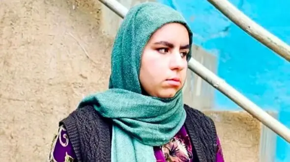 رونمایی «رونی کلمن دایی» سریال نون خ از تیپ و چهره متفاوت اش