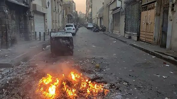 نوجوان برانداز نیست به دنبال اثبات خود است/ مردم سالاری دینی داریم اما تریبونی برای مخالفان هم داریم؟