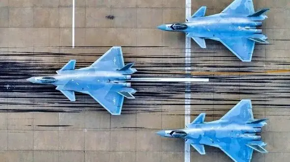 راز پاشنه آشیل جنگنده J-20 چین برملاشد / نقطه ضعف اژدهای قدرتمند چیست؟