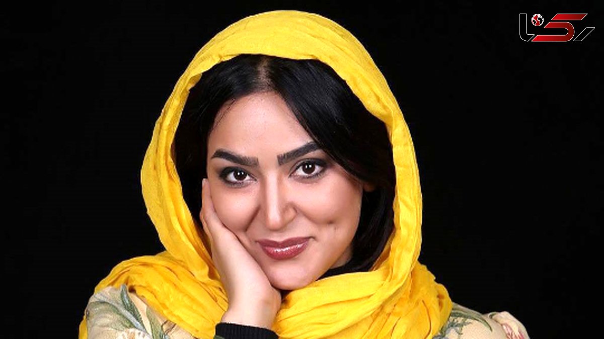 ژست مدلینگ فریبا طالبی و همسرش با استایل ست زن و شوهری زرد قناری