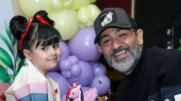 دانلود گلچین آهنگ های شاد و پرانرژی تقدیم به دختران سرزمینم: از آهنگ «دختر» مسعود صادقلو و بنیامین بهادری تا دختر ایرونی سهراب پاکزاد