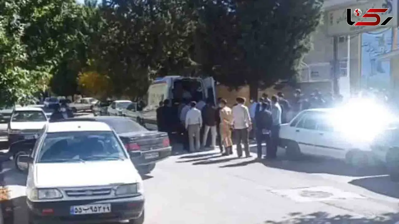 ماجرای خودسوزی مرد ایثارگر  مقابل بنیاد شهید ! / عکس صحنه در یاسوج