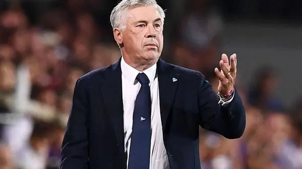 آنچلوتی: مدرک مربیگری خود را پاره می‌کنم!