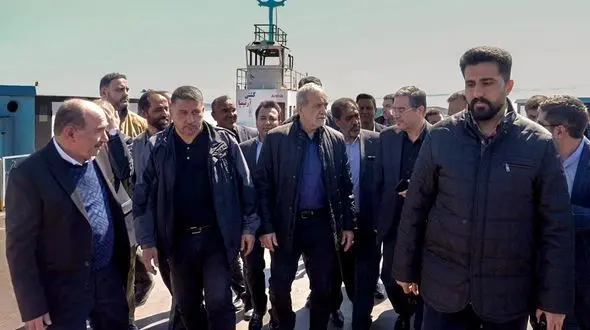 انتقاد پزشکیان از اجرا نشدن برنامه‌های کشاورزی احیای دریاچه ارومیه در گذشته