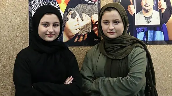 جدیدترین سارا و نیکای واقعی را ببینید ! / اتفاق عجیب برای دوقلوهای در بازگشت به ایران ! + عکس