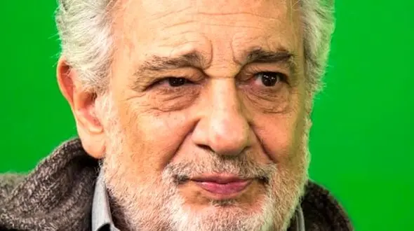 اتهامات جنسی علیه خواننده مشهور اُپرا / 12 زن ادعا کردند + عکس