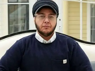 فیلم/ خلوت تلخ و جگرسوز مازیار لرستانی در خانه ابدی پدر فوت شده‌اش/ دنیا پُر از نامرده وقتی آدم مرد میشه بیشتر این نامردی هارو میبینه