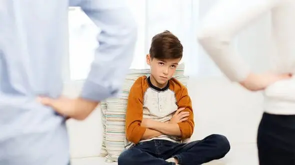 چگونه از 10 اشتباه پرتکرار در تربیت فرزند جلوگیری کنیم؟