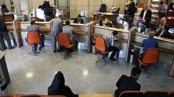 ساعت کار بانک های خصوصی بیشتر شد