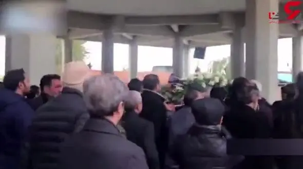 تشییع جنازه وحید مظلومین/ سلطان سکه هم باشی آخر گذرت به اینجا می‌افتد+ تصویر