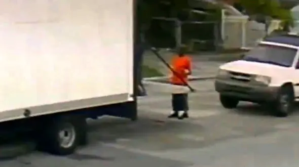 تصادف مرگبار نیسان و کامیون + فیلم