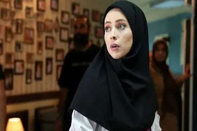 نیلوفر رجایی فر بازیگر سریال کلینیک رویا نسخه ایرانی بیلی ایلیش! + انگار کپی برابر اصل هستند !