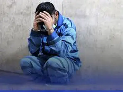 فیلم صحنه قتل دردناک نوزاد چند روزه توسط پدرش و پرت جنازه اش از پنجره آپارتمان به بیرون